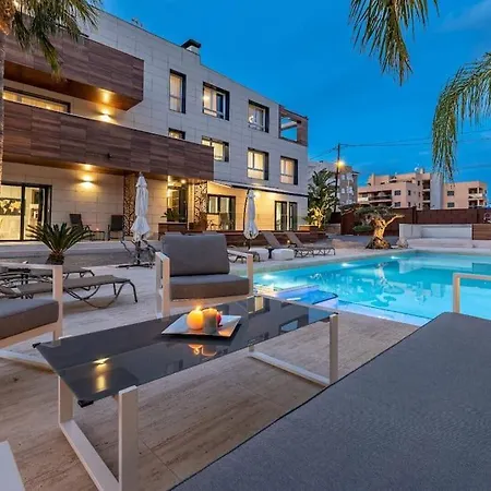 Daire Lusso E Relax Con Piscina A 2 Minuti Dal Mare
