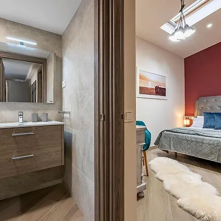 Lusso E Relax Con Piscina A 2 Minuti Dal Mare Lägenhet *