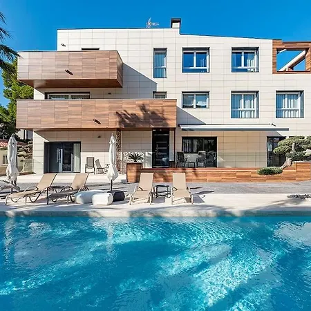 Lusso E Relax Con Piscina A 2 Minuti Dal Mare *